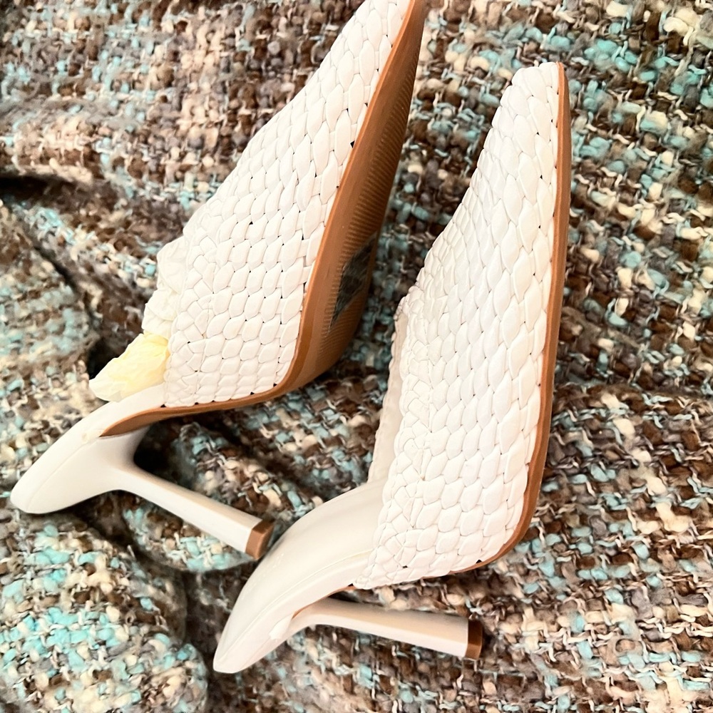 Forever 21 Textured White Mules - Picture 2 of 4